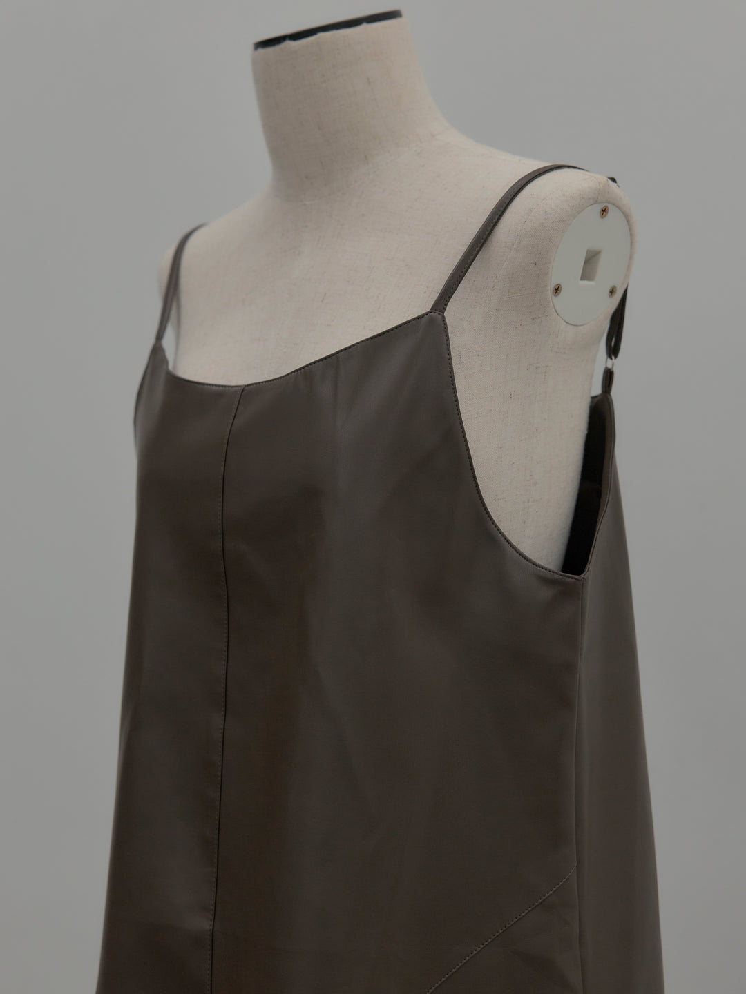 レザーキャミソールワンピース