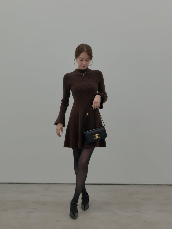 プチネックリブニットフレアミニワンピース