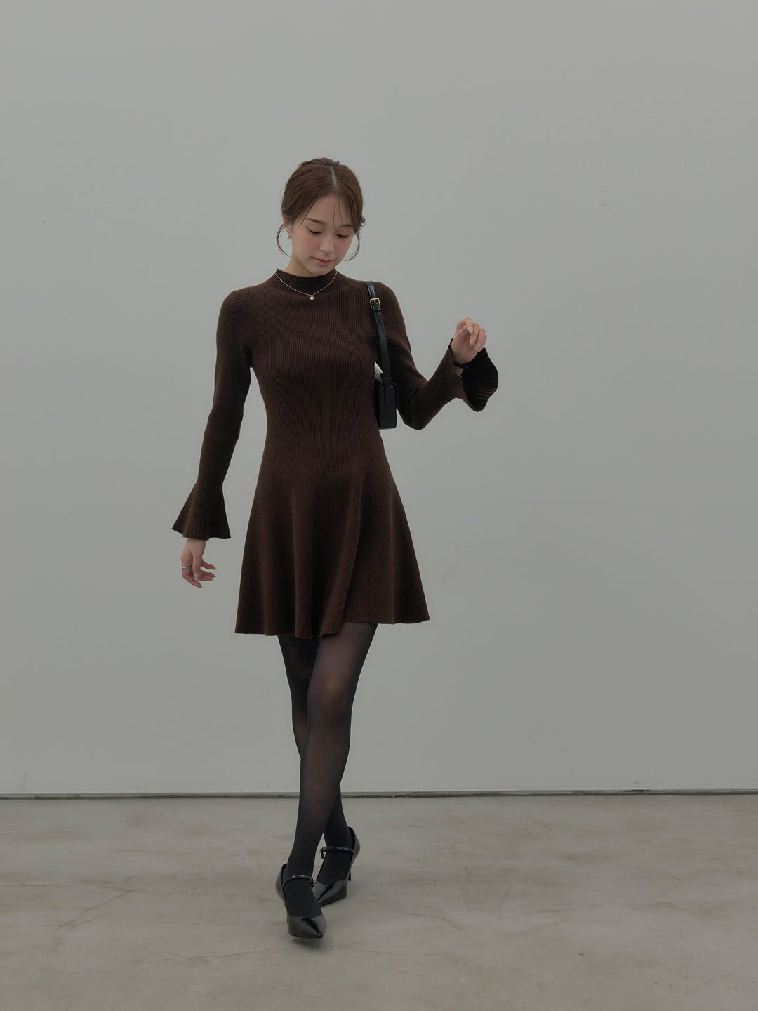プチネックリブニットフレアミニワンピース