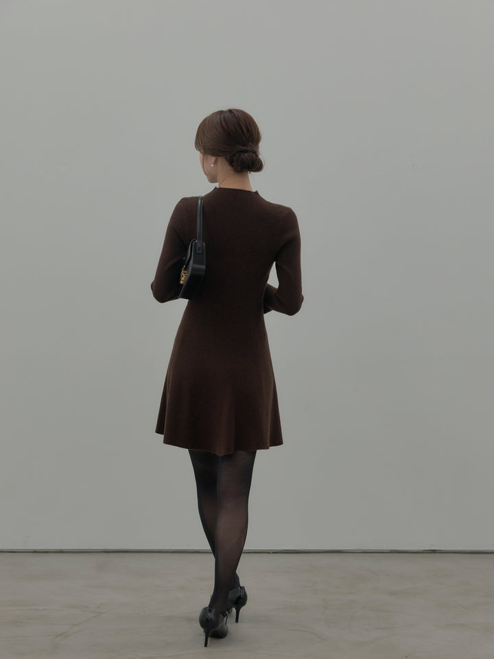 プチネックリブニットフレアミニワンピース