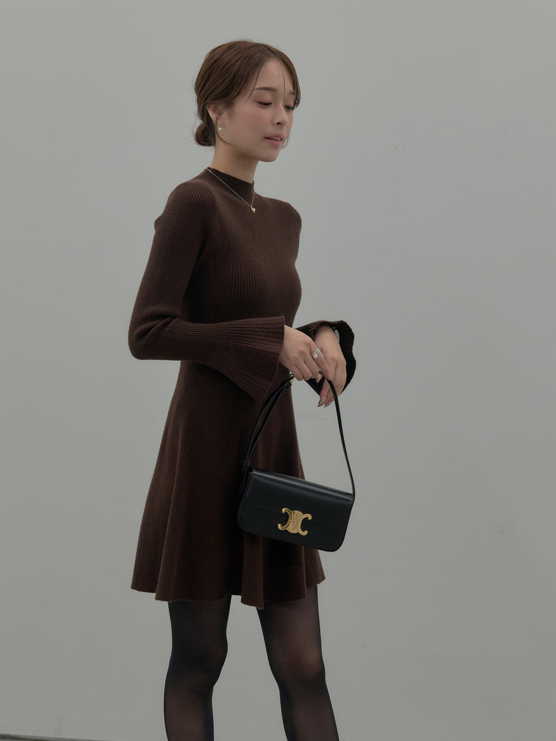 プチネックリブニットフレアミニワンピース