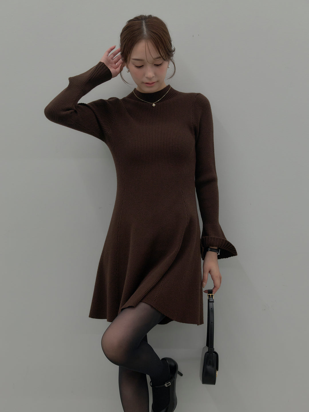 プチネックリブニットフレアミニワンピース