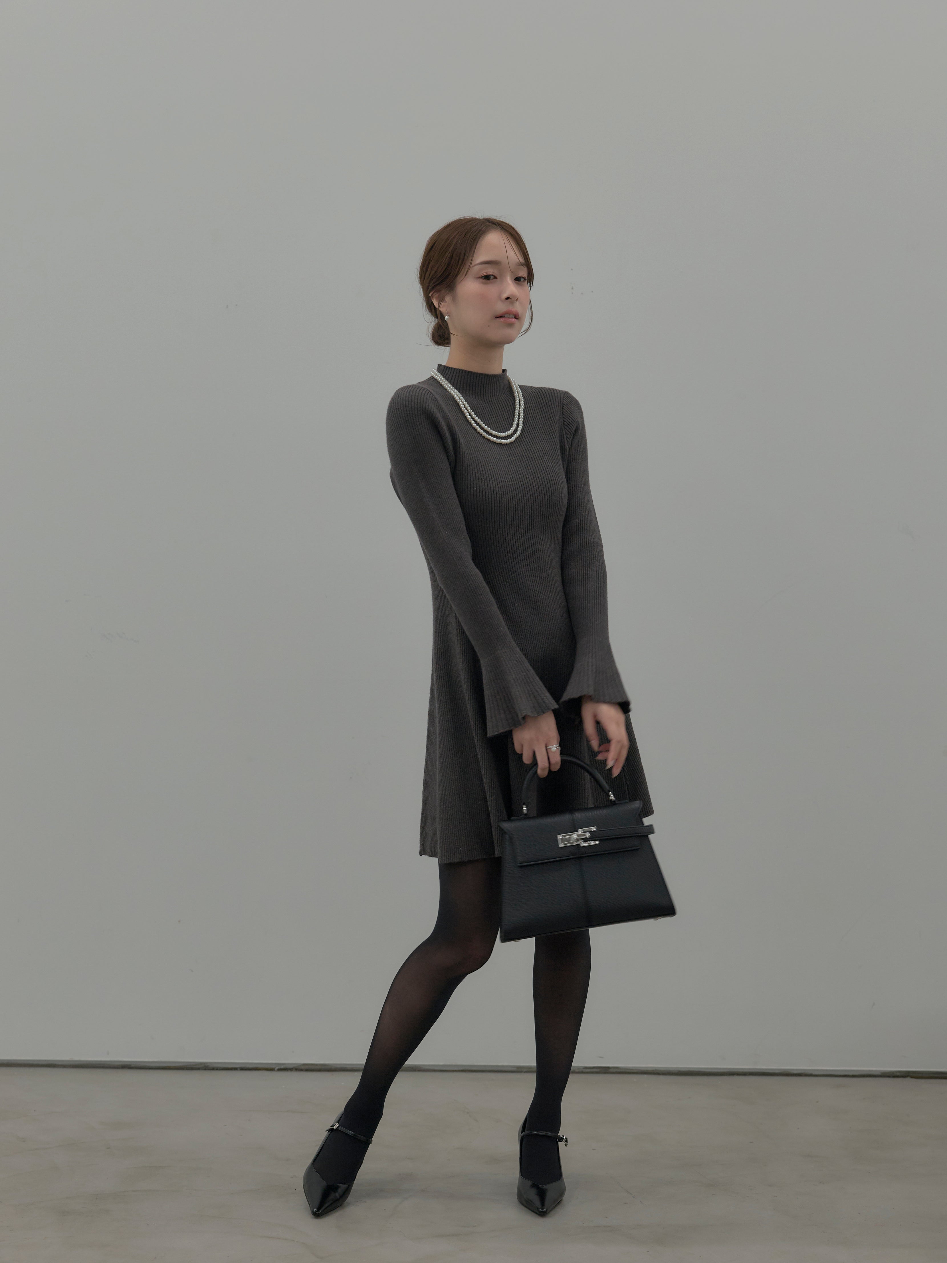162【新品】定価13000円！people tree ニット黒 プチネックリブニットフレアミニワンピース – nairo