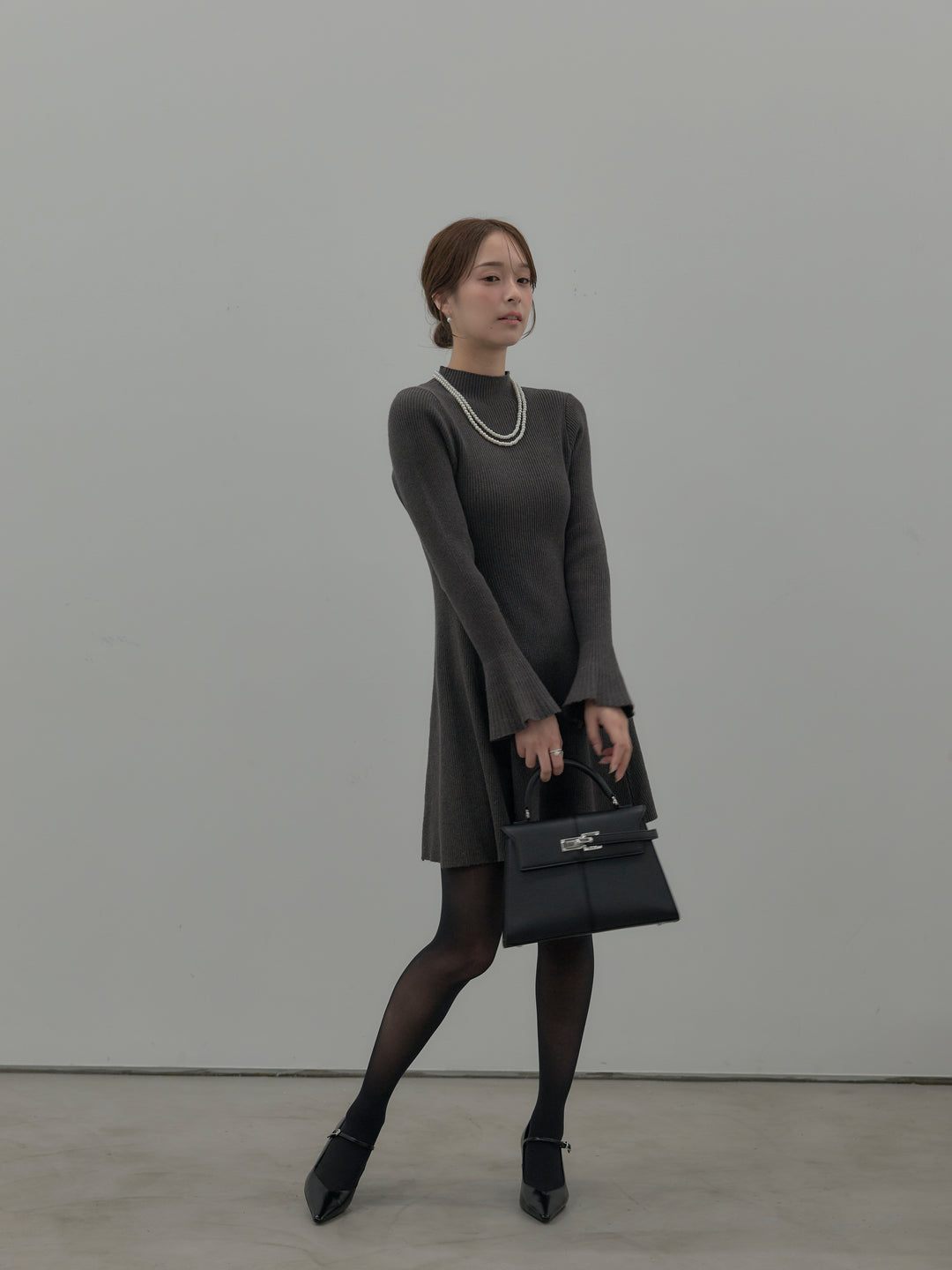 プチネックリブニットフレアミニワンピース