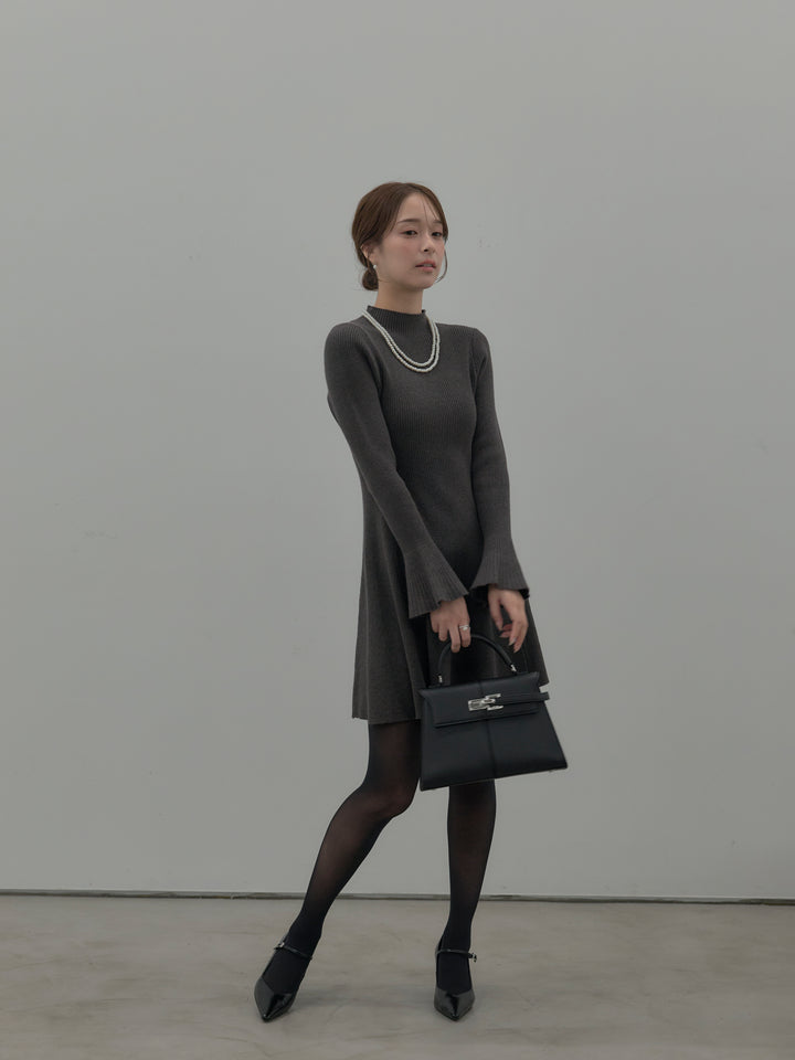 プチネックリブニットフレアミニワンピース