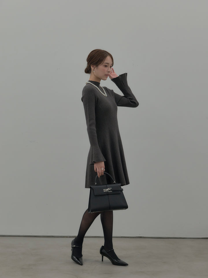 プチネックリブニットフレアミニワンピース