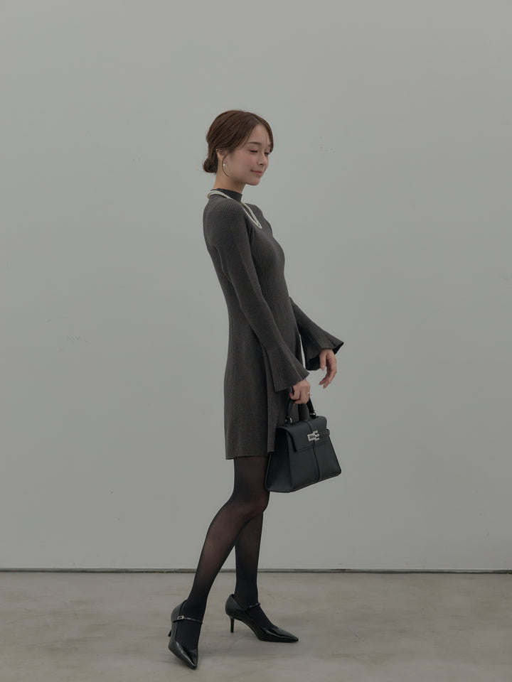 プチネックリブニットフレアミニワンピース