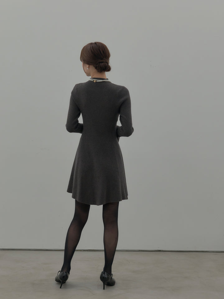 プチネックリブニットフレアミニワンピース