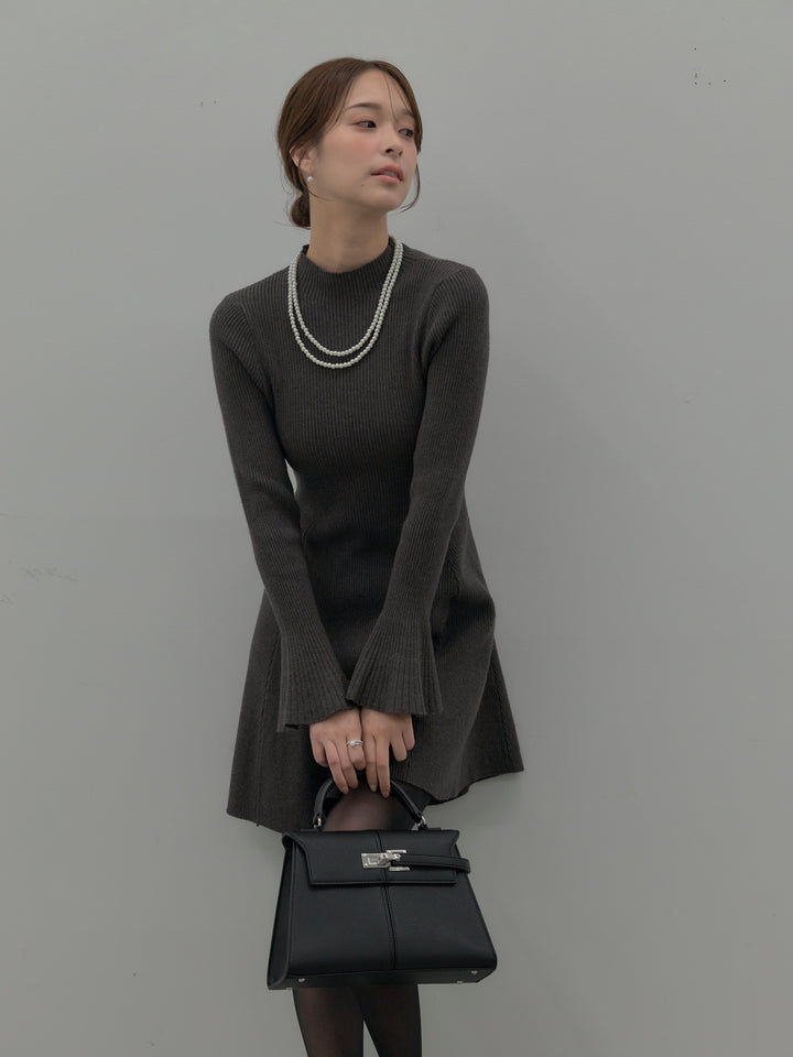 プチネックリブニットフレアミニワンピース