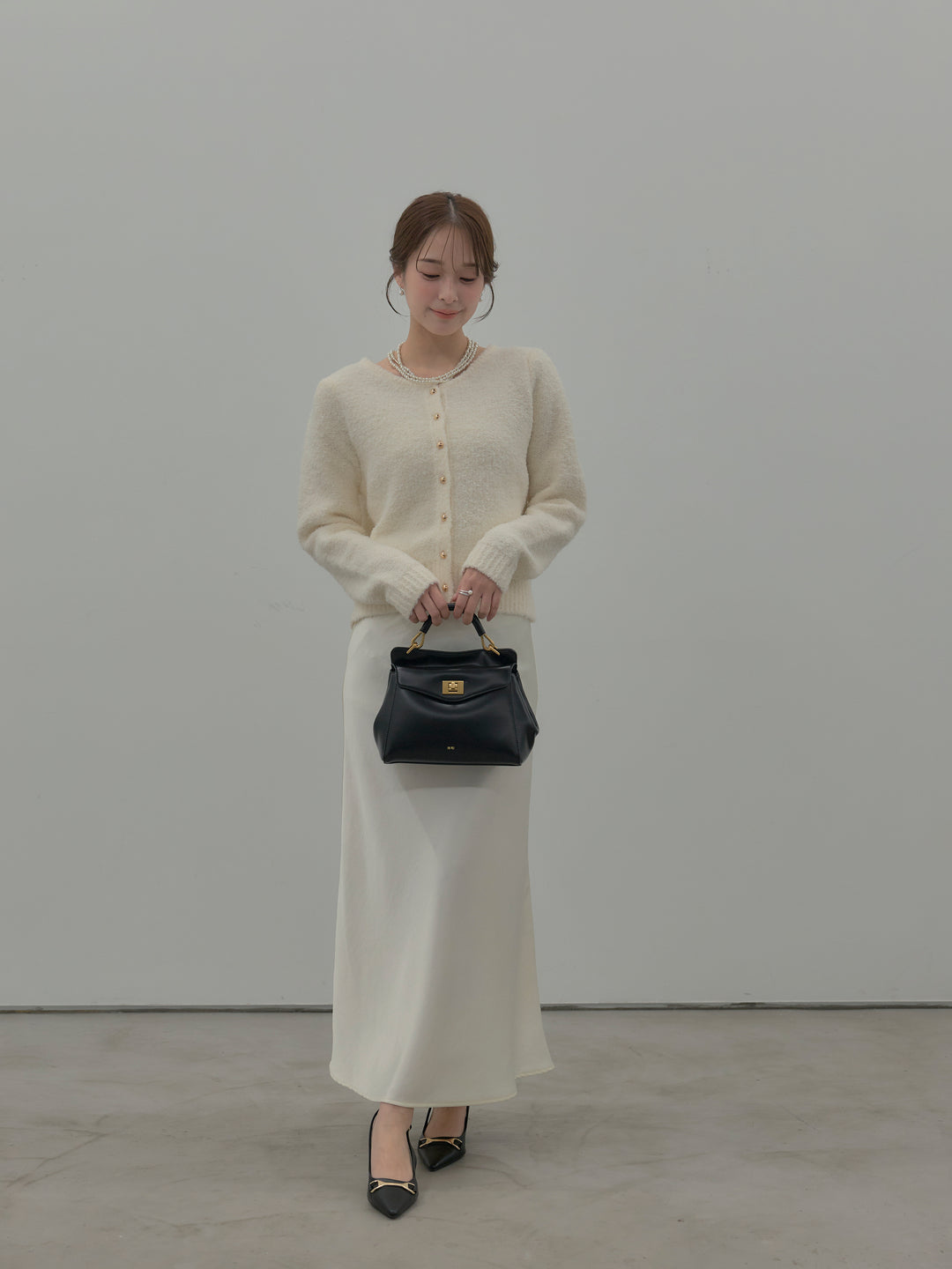 【SET】プードルニットパフスリーブカーディガン+ナローAラインサテンスカート(2set)