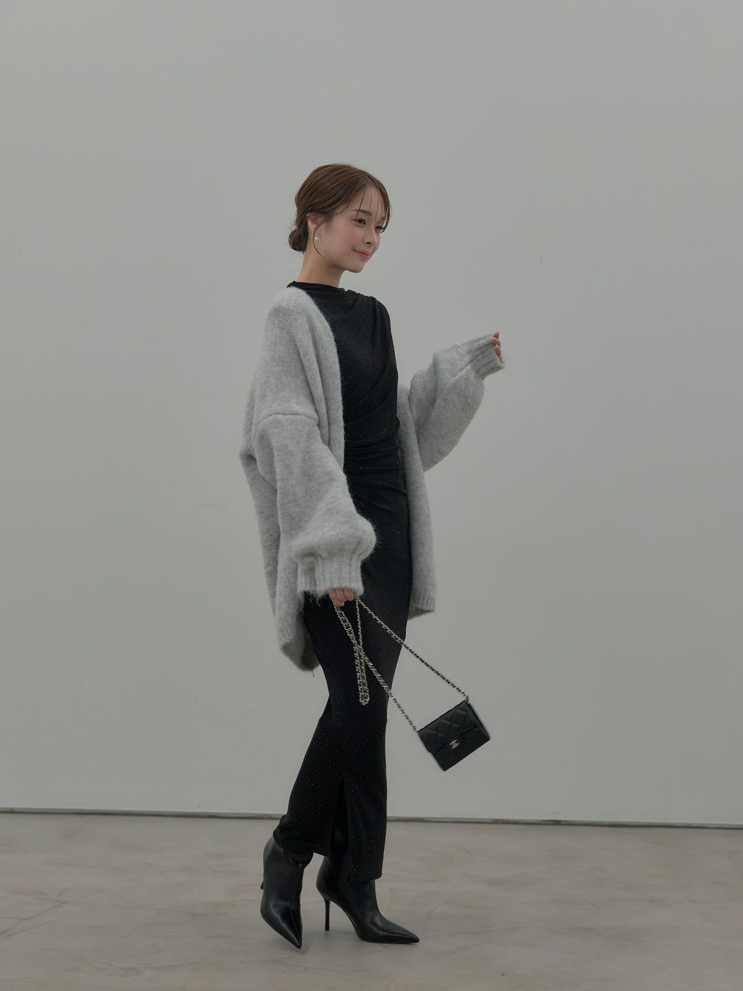 【SET】グリッターストーンドレープデザインロングドレス+モヘアライクオーバーニットカーディガン(2set)