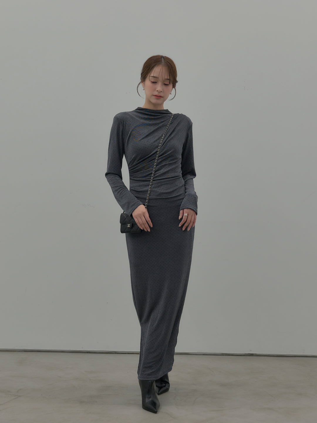 【SET】グリッターストーンドレープデザインロングドレス+モヘアライクオーバーニットカーディガン(2set)