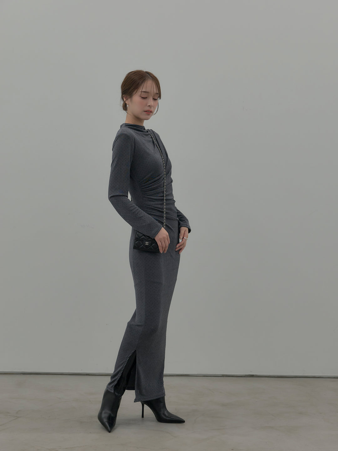 【SET】グリッターストーンドレープデザインロングドレス+モヘアライクオーバーニットカーディガン(2set)