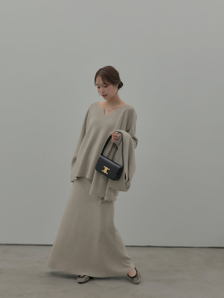 ミルキータッチキーネックニットSET UP(ストール付き)