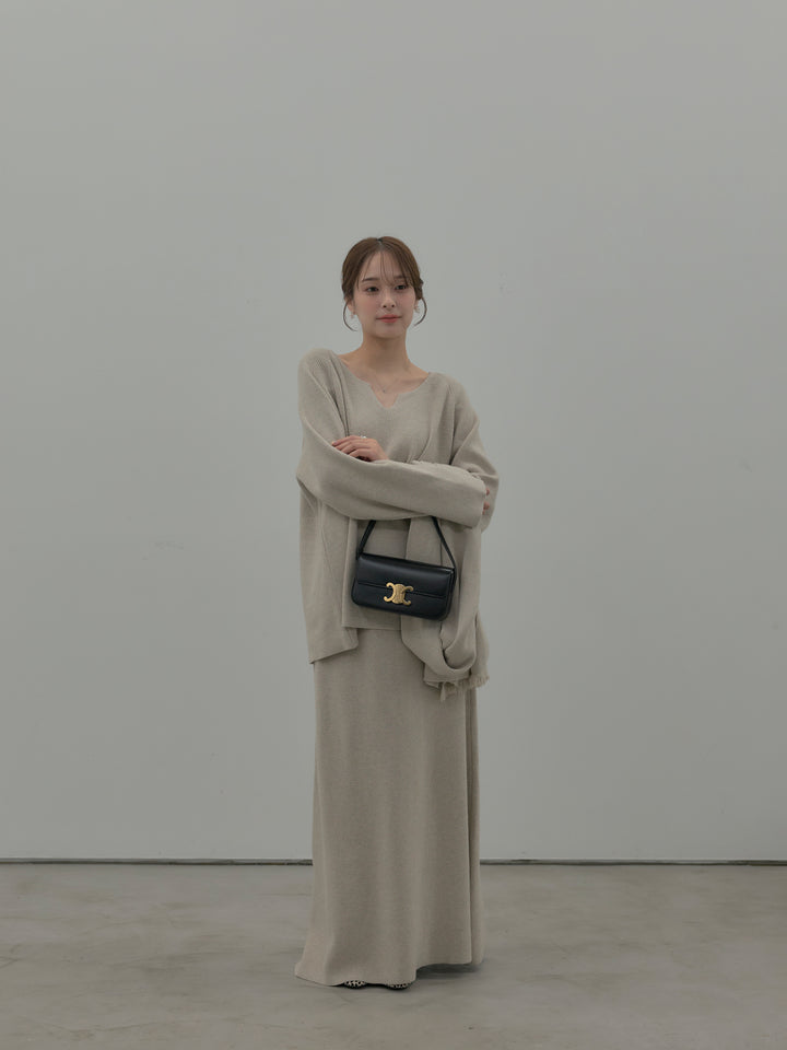 ミルキータッチキーネックニットSET UP(ストール付き)