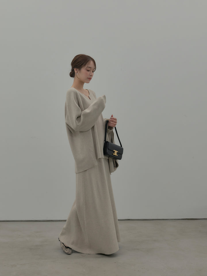 ミルキータッチキーネックニットSET UP(ストール付き)