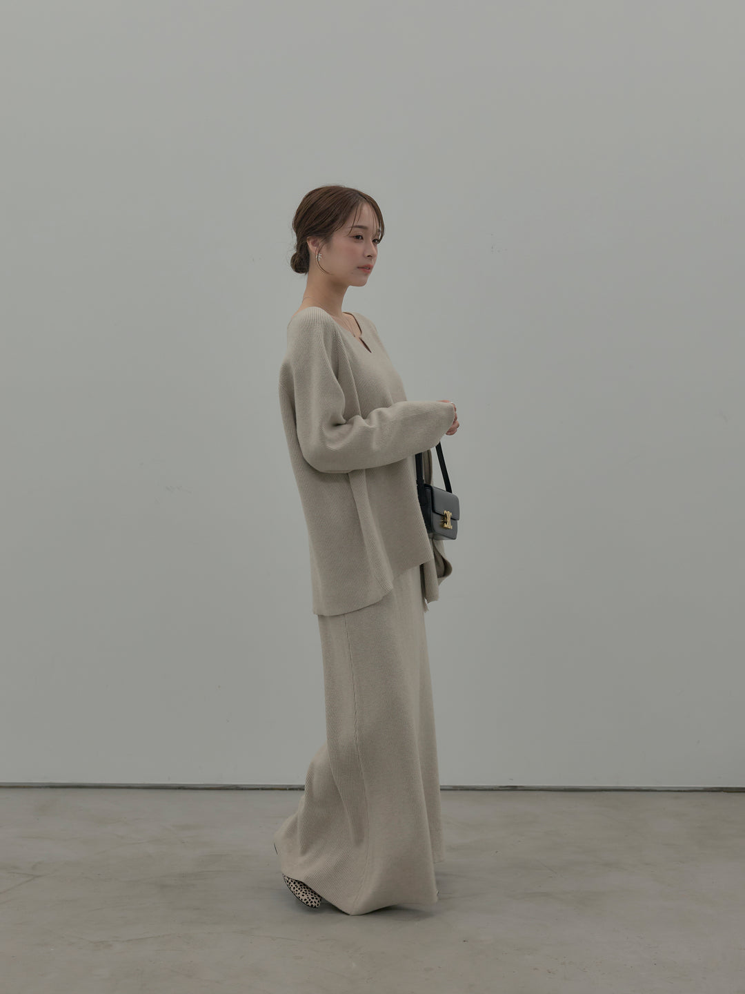 ミルキータッチキーネックニットSET UP(ストール付き)