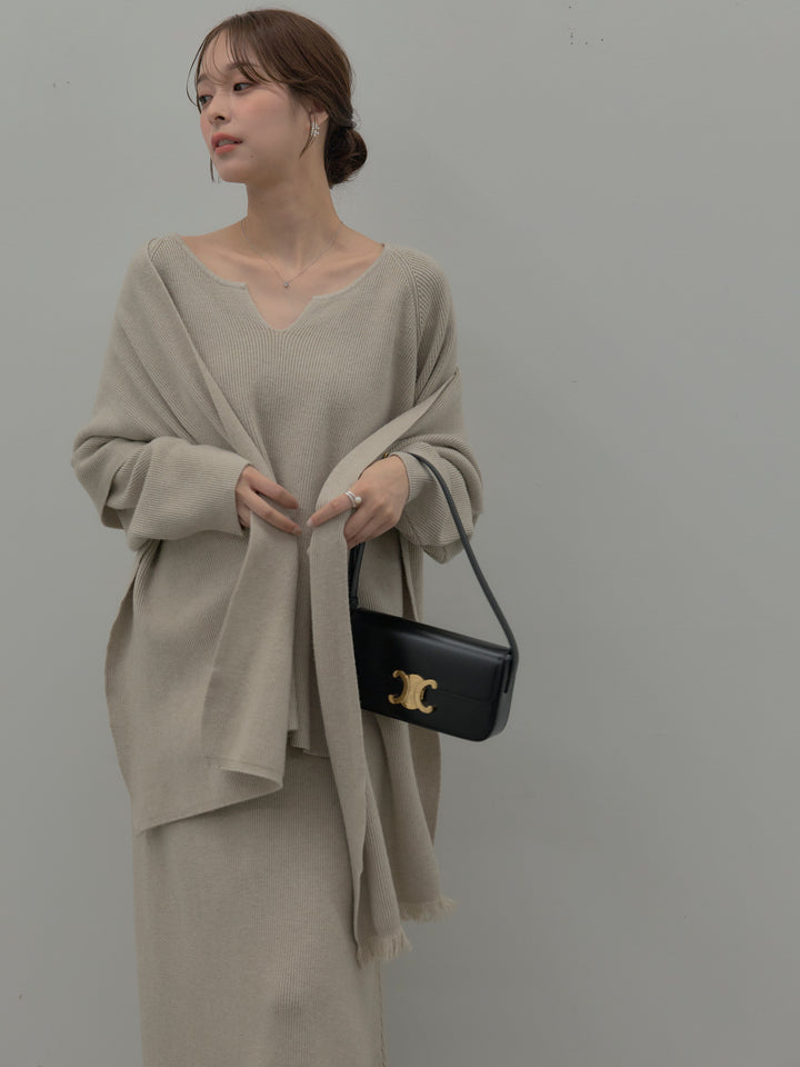 ミルキータッチキーネックニットSET UP(ストール付き)