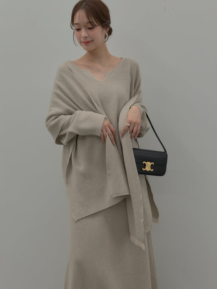 ミルキータッチキーネックニットSET UP(ストール付き)