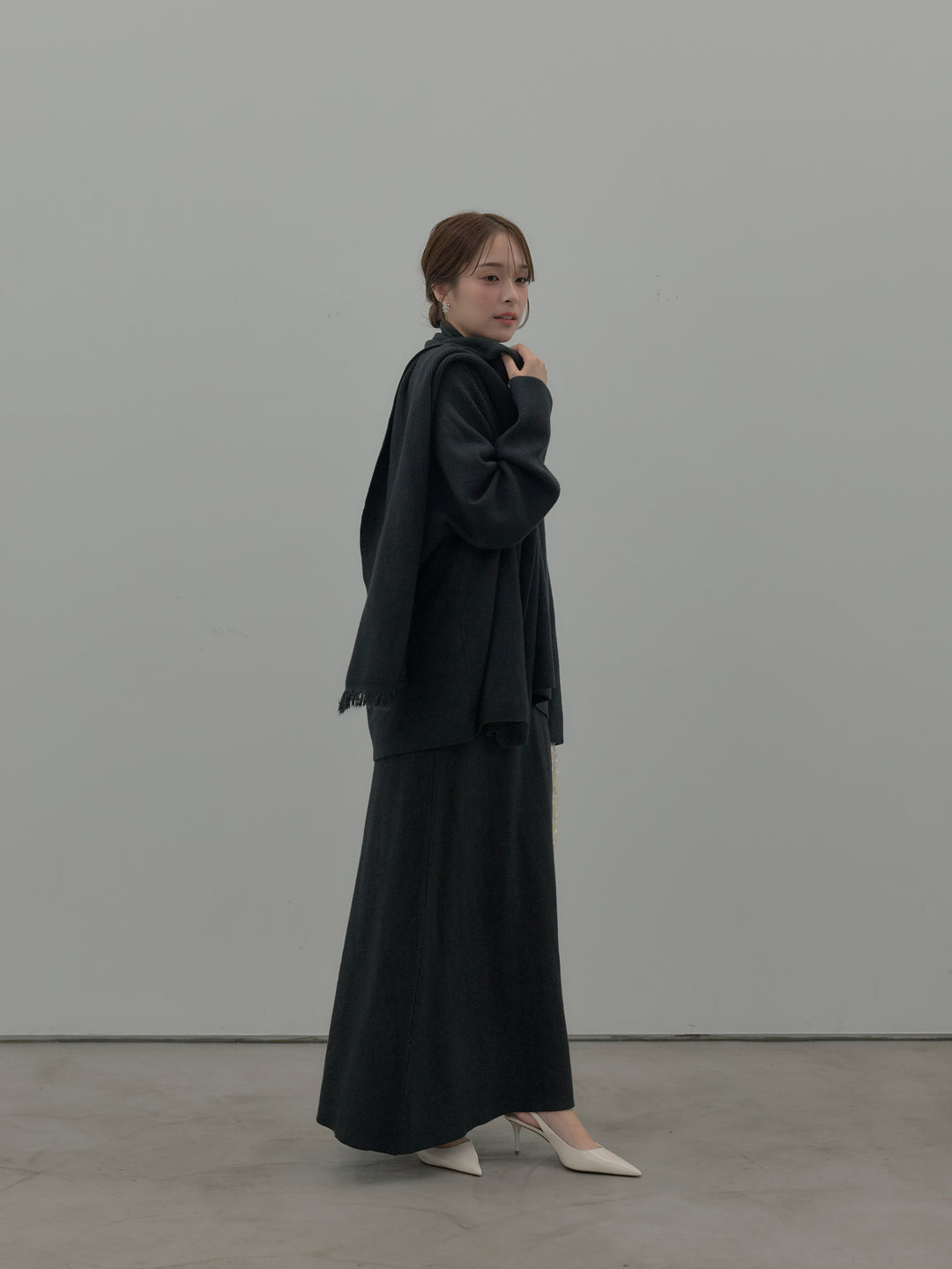 ミルキータッチキーネックニットSET UP(ストール付き)