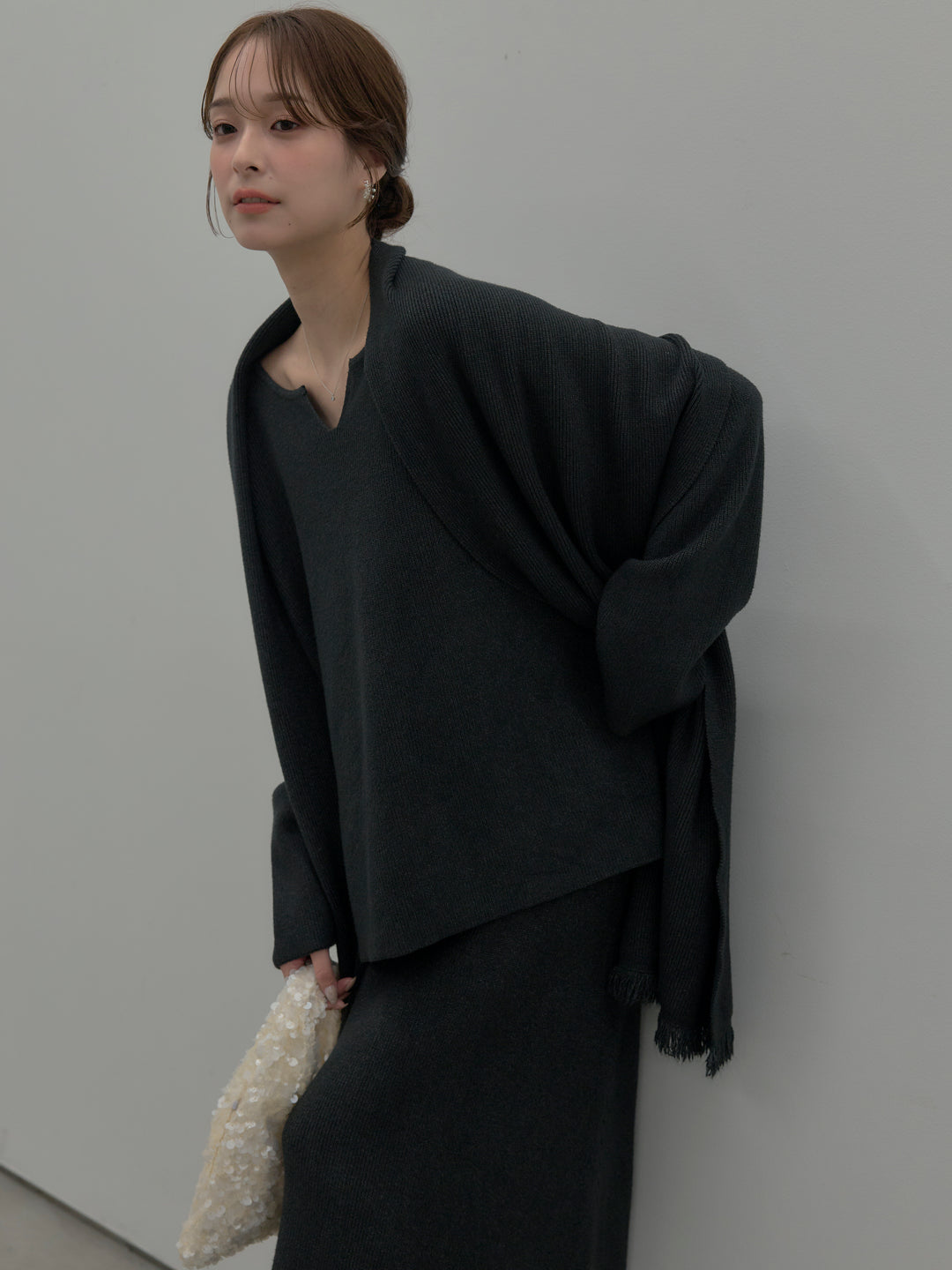 ミルキータッチキーネックニットSET UP(ストール付き)