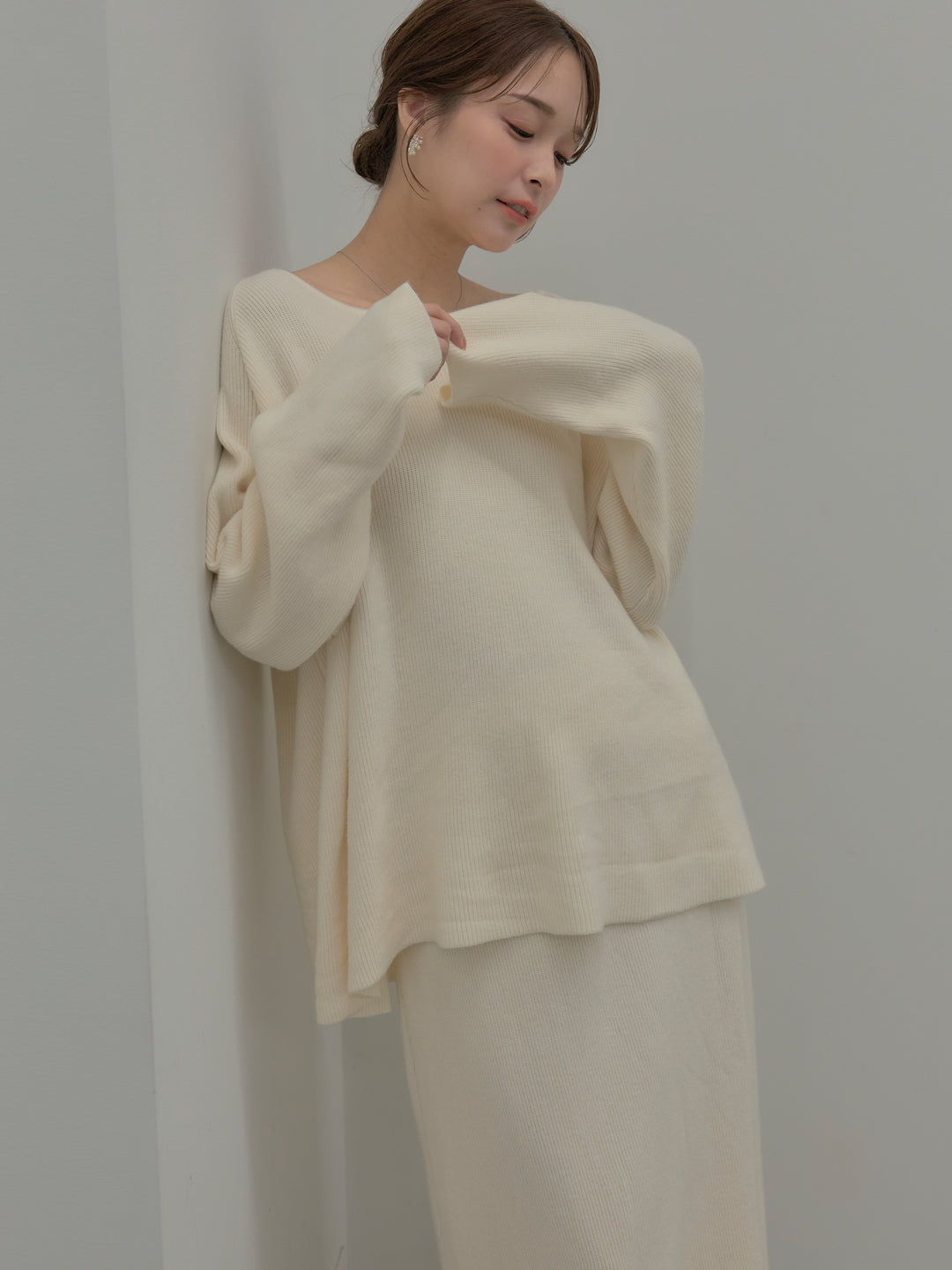 ミルキータッチキーネックニットSET UP(ストール付き)