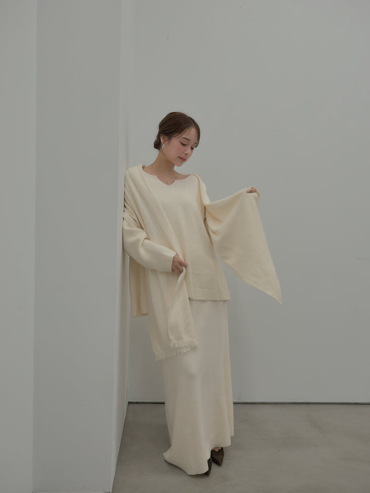 ミルキータッチキーネックニットSET UP(ストール付き)