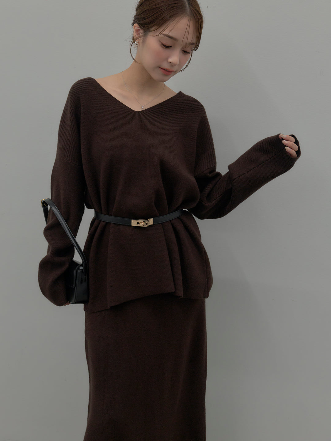 VネックニットSET UP (ベルト付き)