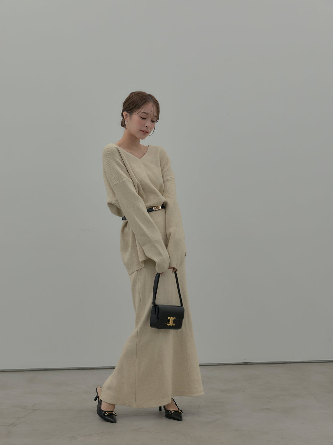 VネックニットSET UP (ベルト付き)