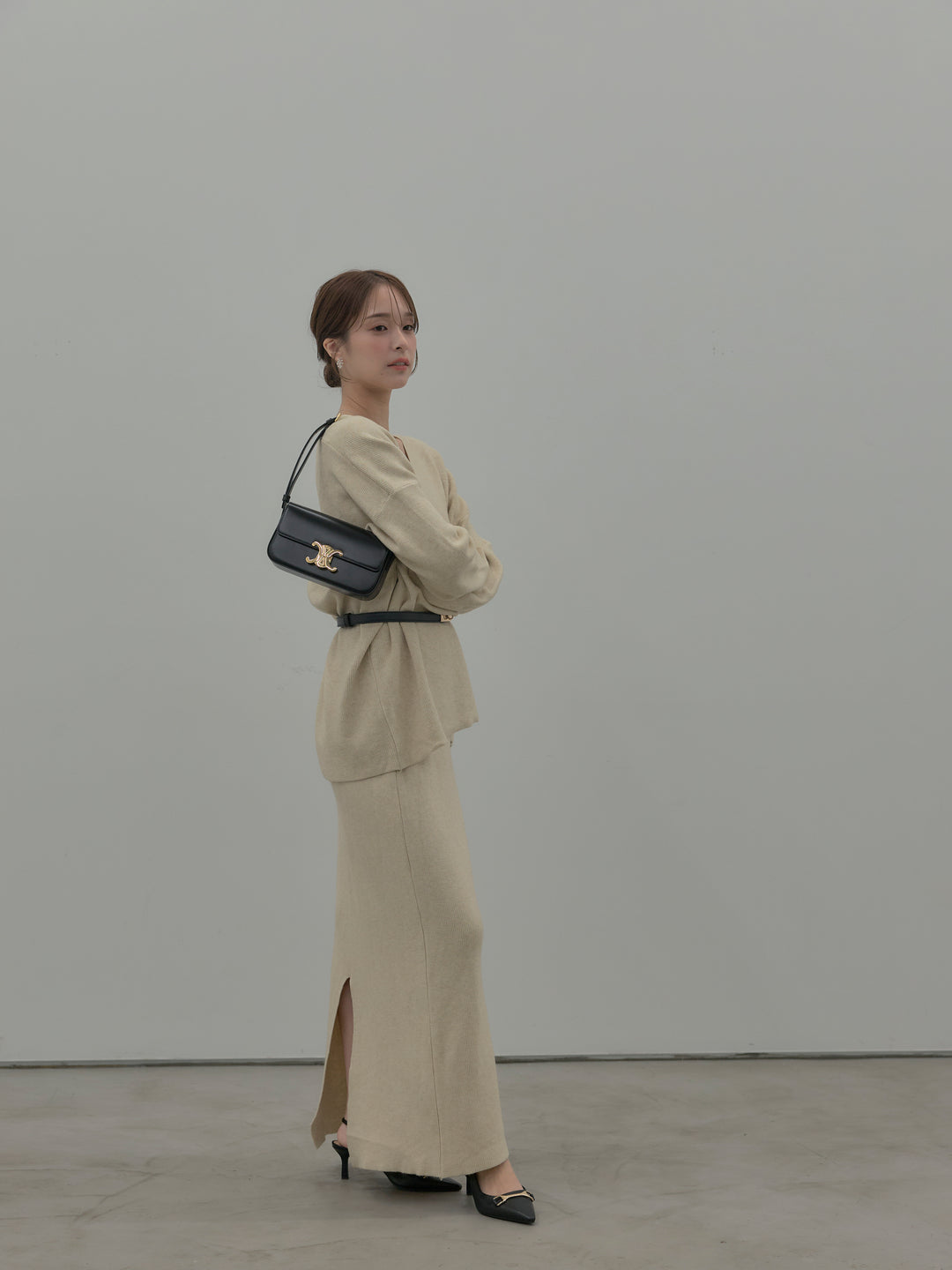 VネックニットSET UP (ベルト付き)