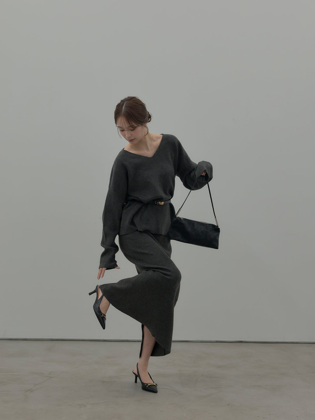 VネックニットSET UP (ベルト付き)