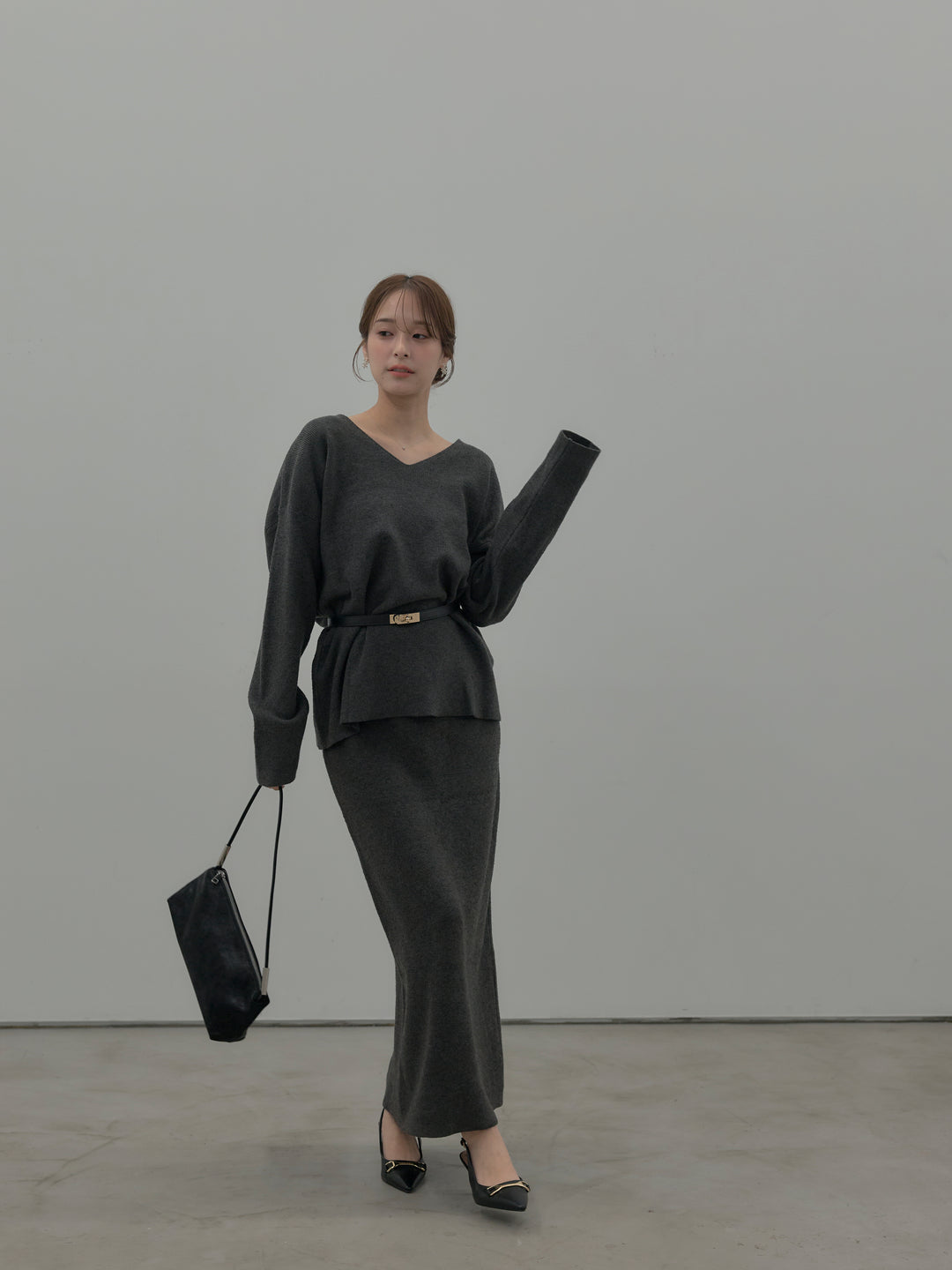 VネックニットSET UP (ベルト付き)