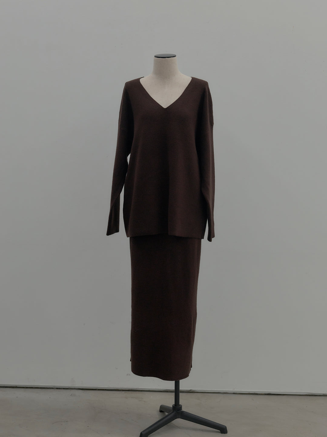 VネックニットSET UP (ベルト付き)