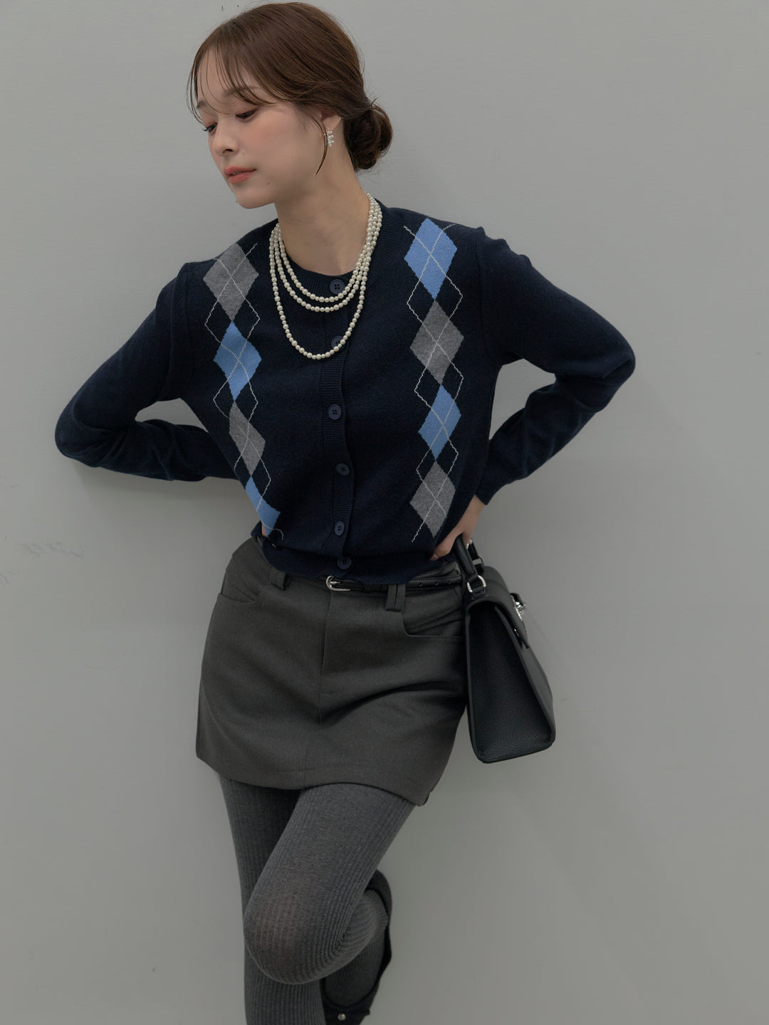 【SET】アーガイル柄ニットカーディガン+スムースタッチデザインポケットミニスカート(インパン付き)(2set)