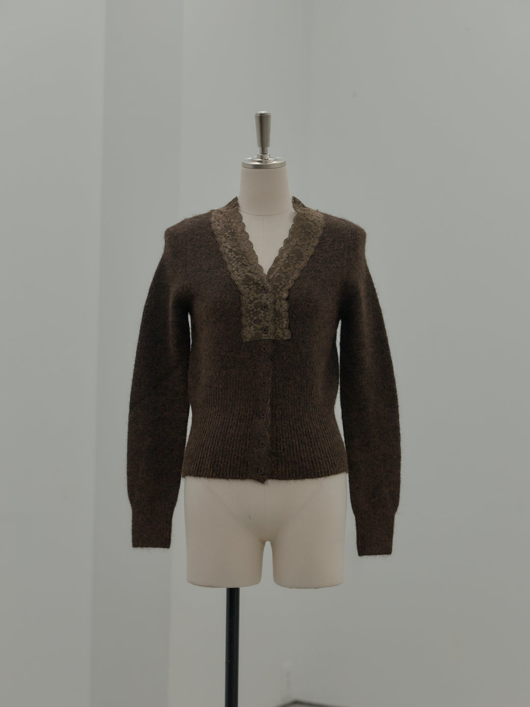 レース襟ニットトップス