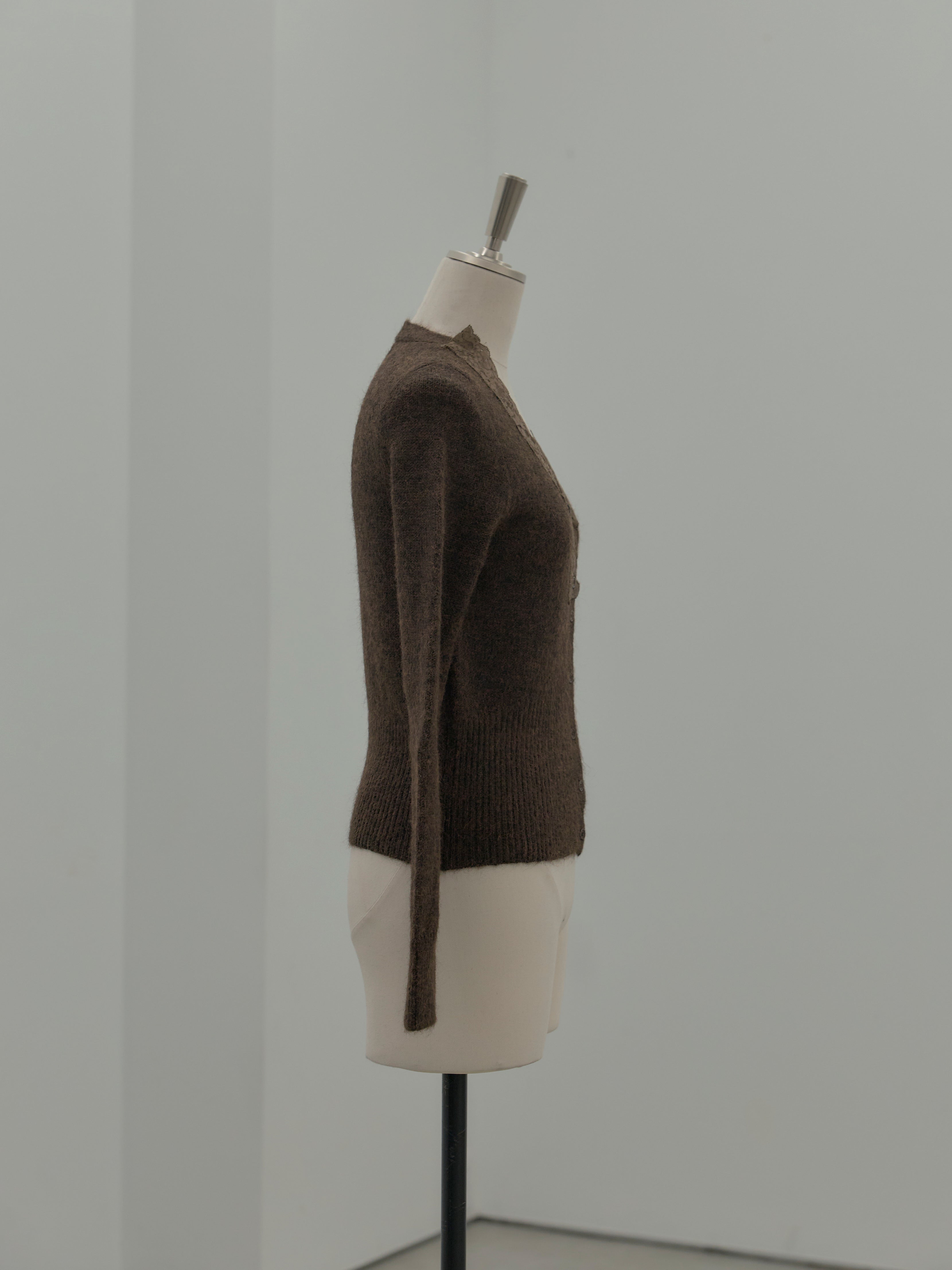 レース襟ニットトップス – nairo