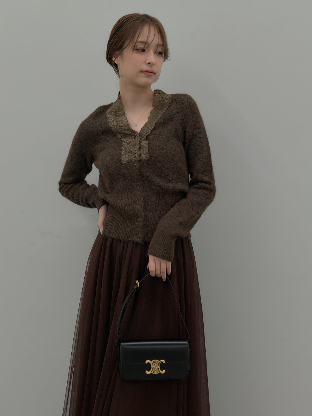 レース襟ニットトップス