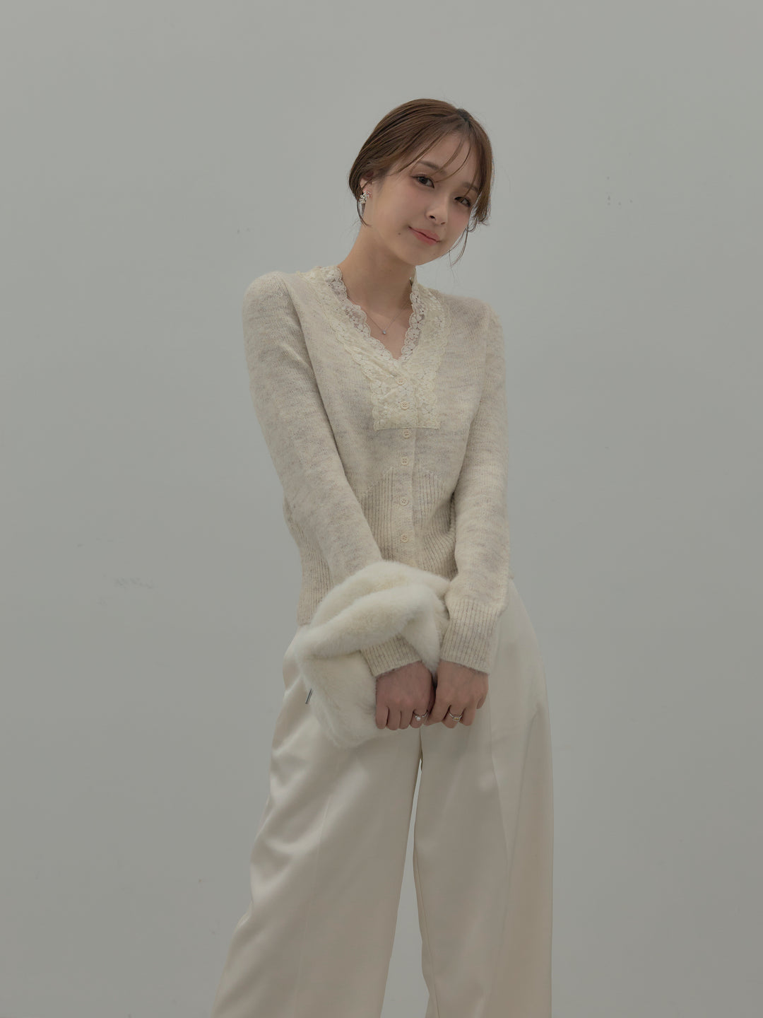 レース襟ニットトップス