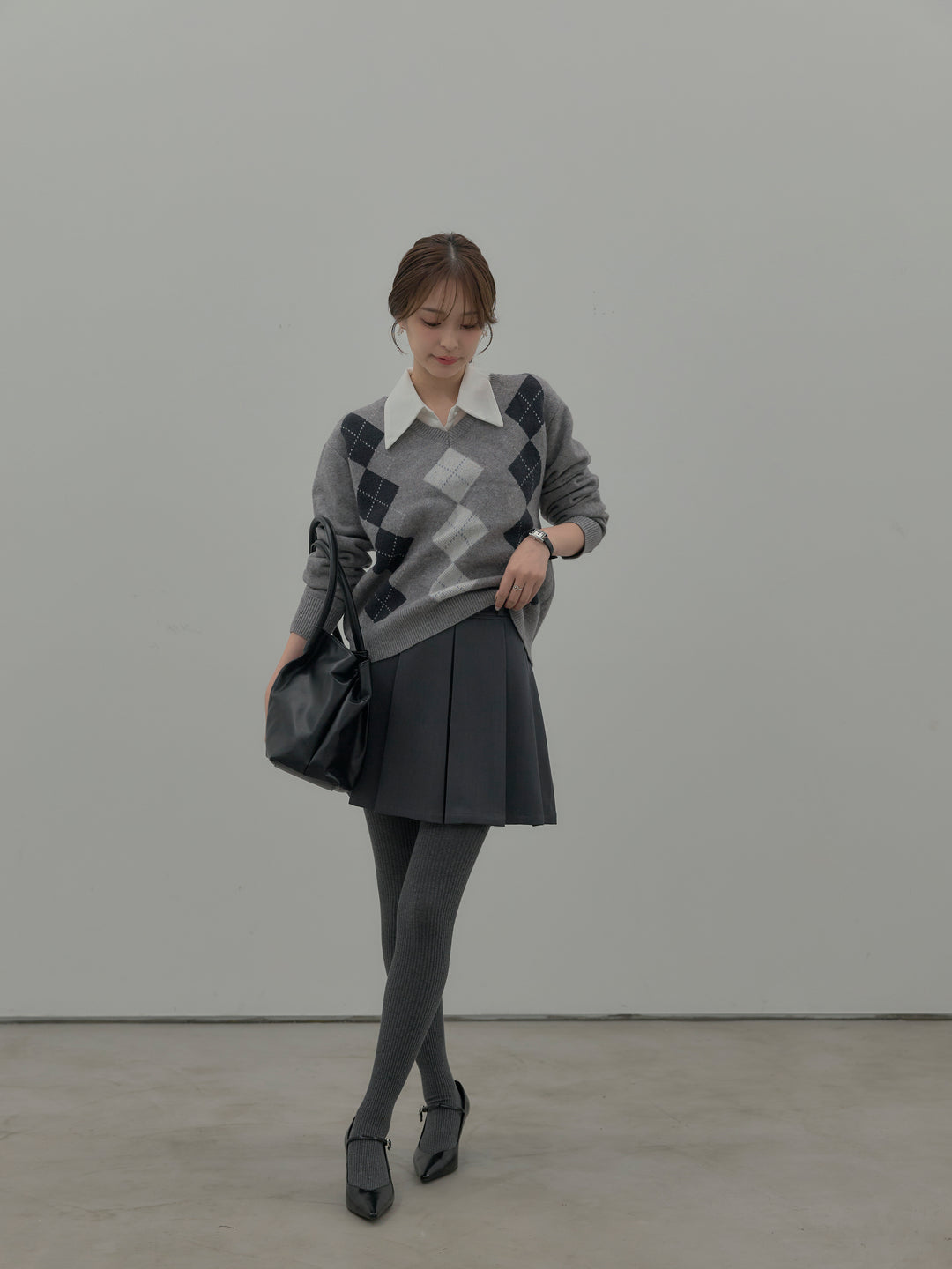 【SET】アーガイル柄Vネックニットプルオーバー+ベルト付きプリーツミニスカート(2set)