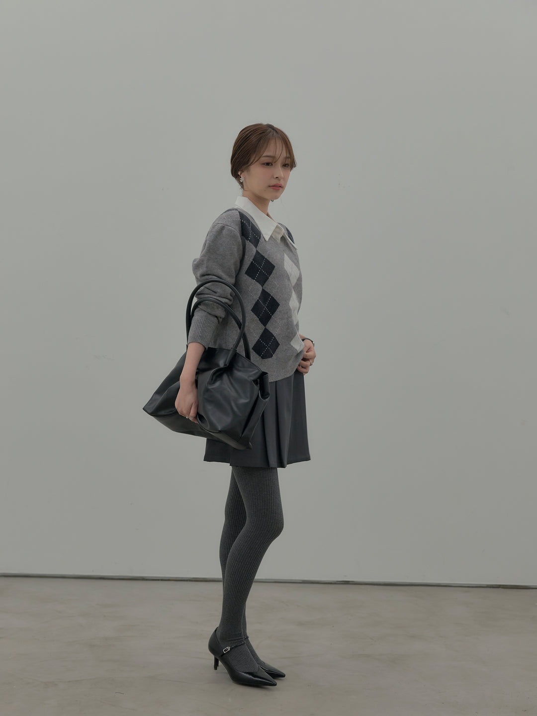 【SET】アーガイル柄Vネックニットプルオーバー+ベルト付きプリーツミニスカート(2set)