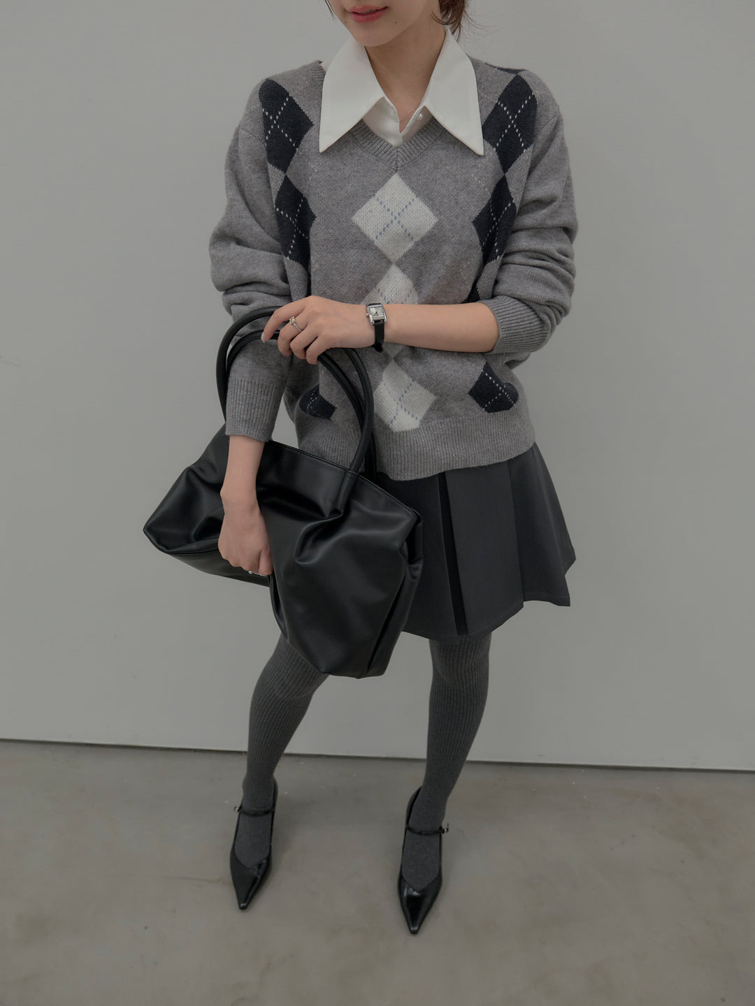 アーガイル柄Vネックニットプルオーバー