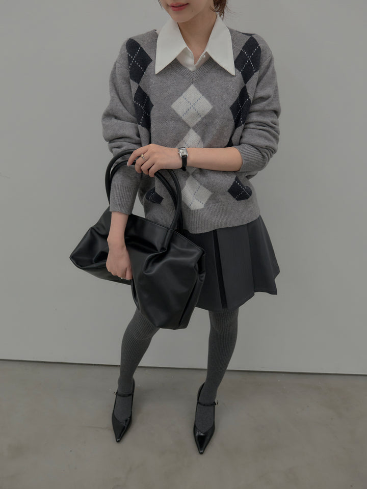 アーガイル柄Vネックニットプルオーバー