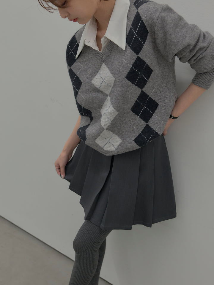 アーガイル柄Vネックニットプルオーバー