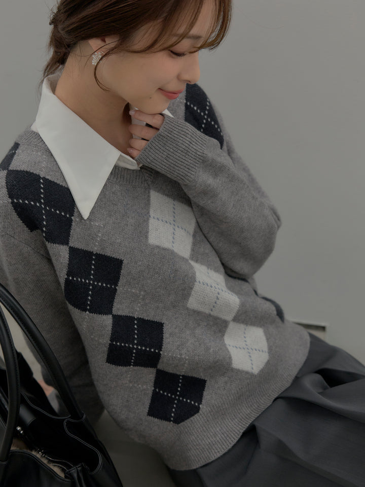 アーガイル柄Vネックニットプルオーバー
