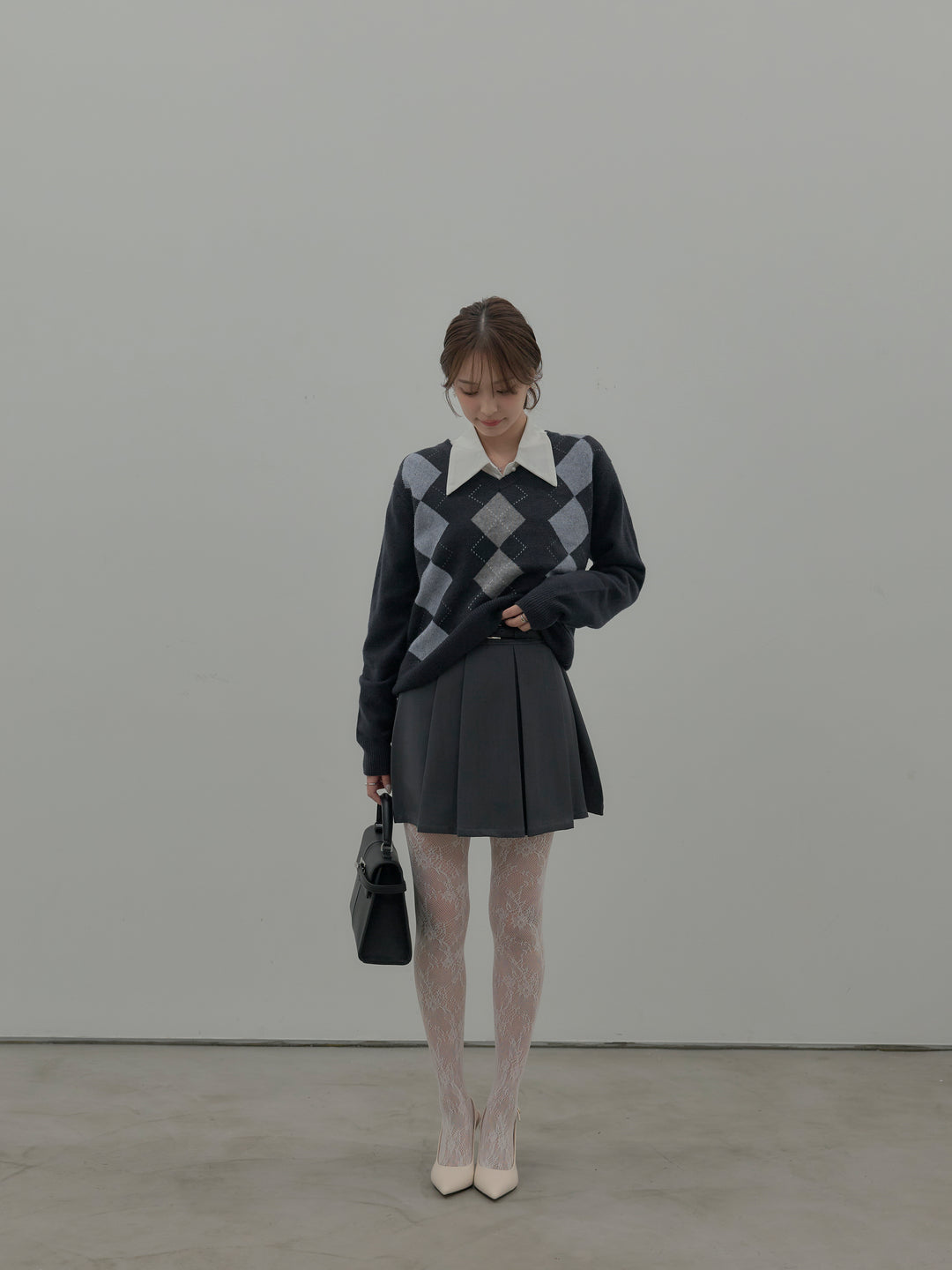 【SET】アーガイル柄Vネックニットプルオーバー+ベルト付きプリーツミニスカート(2set)