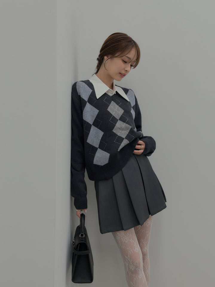 アーガイル柄Vネックニットプルオーバー