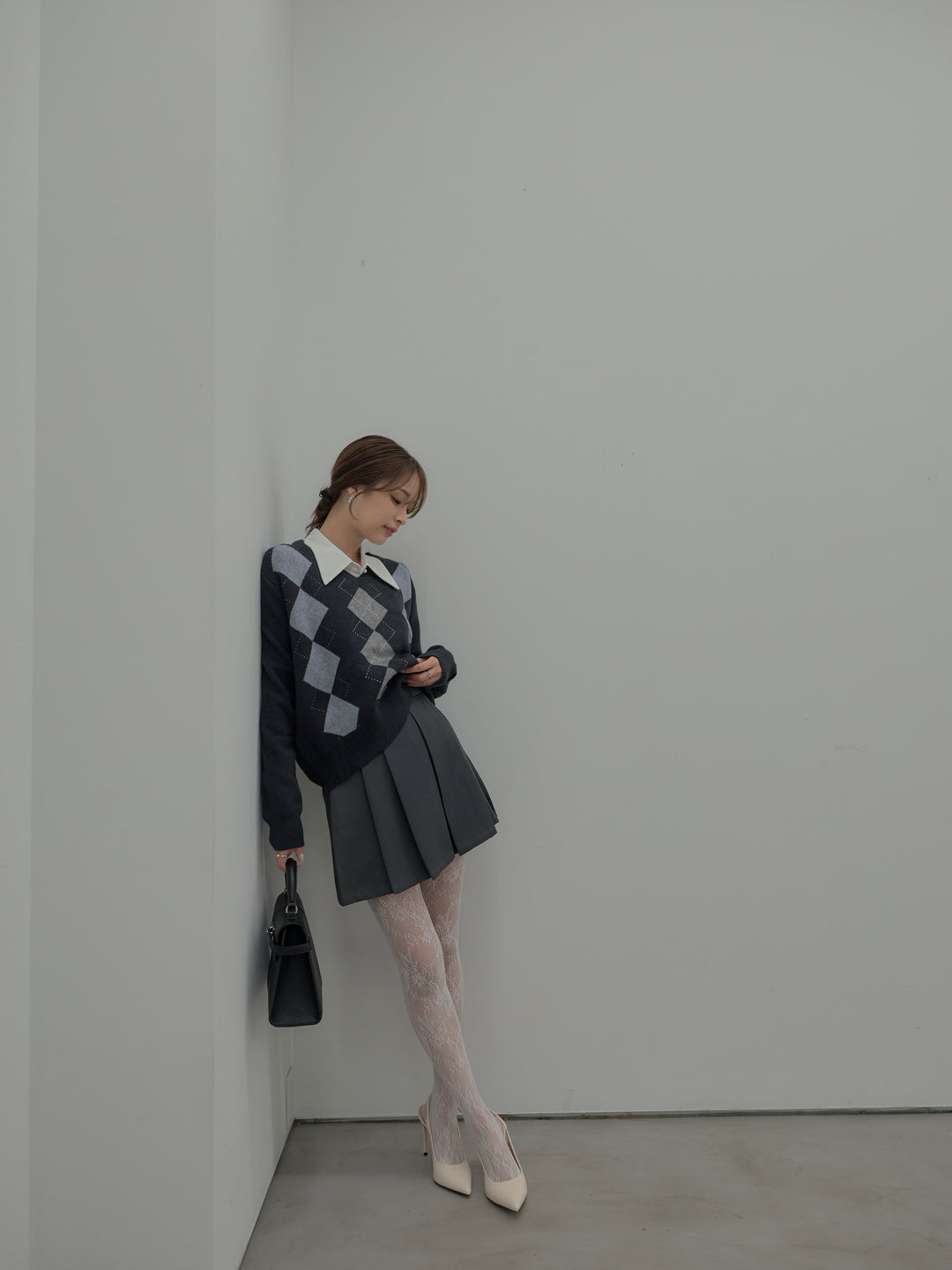 【SET】アーガイル柄Vネックニットプルオーバー+ベルト付きプリーツミニスカート(2set)