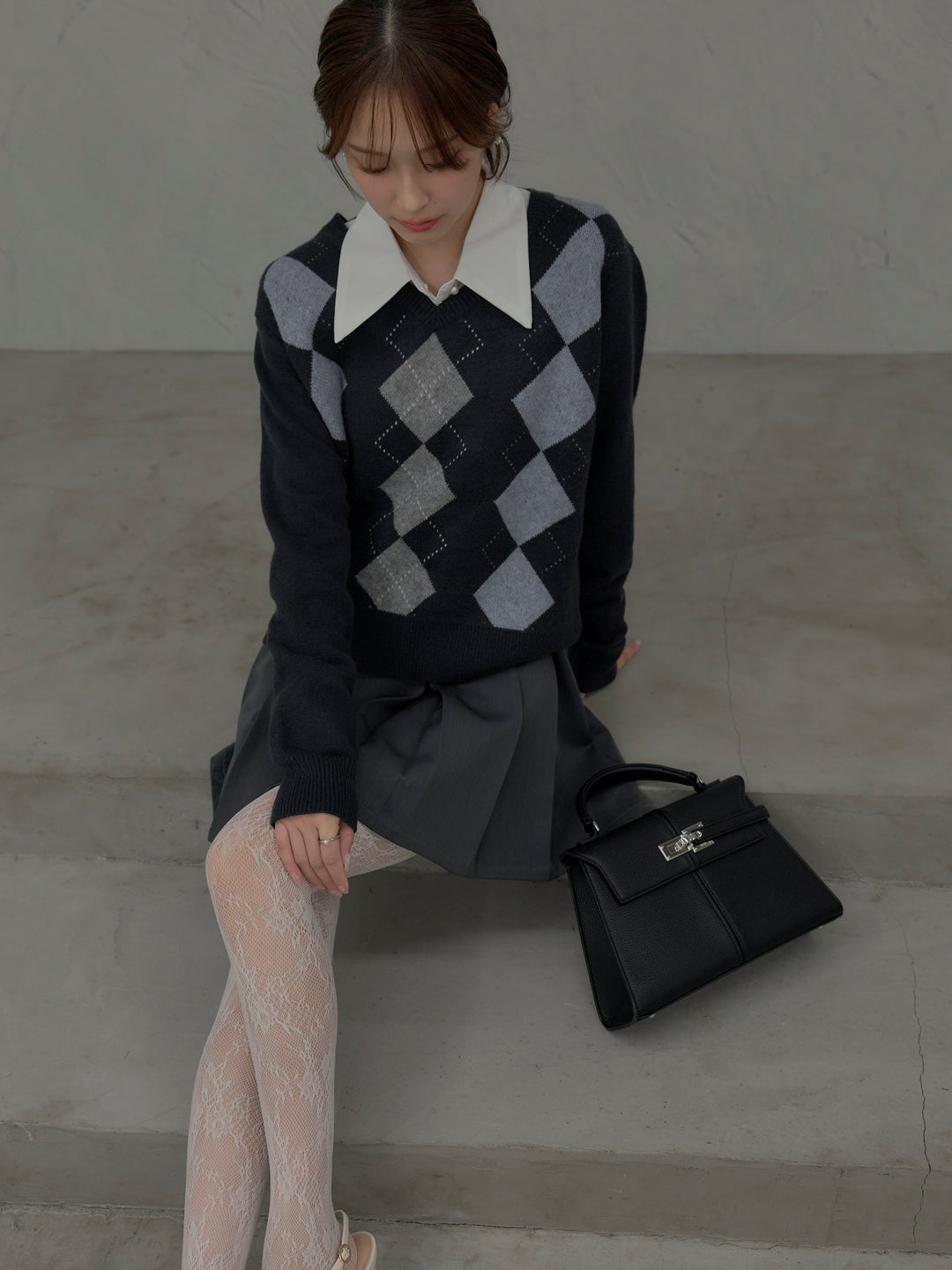 【SET】アーガイル柄Vネックニットプルオーバー+ベルト付きプリーツミニスカート(2set)