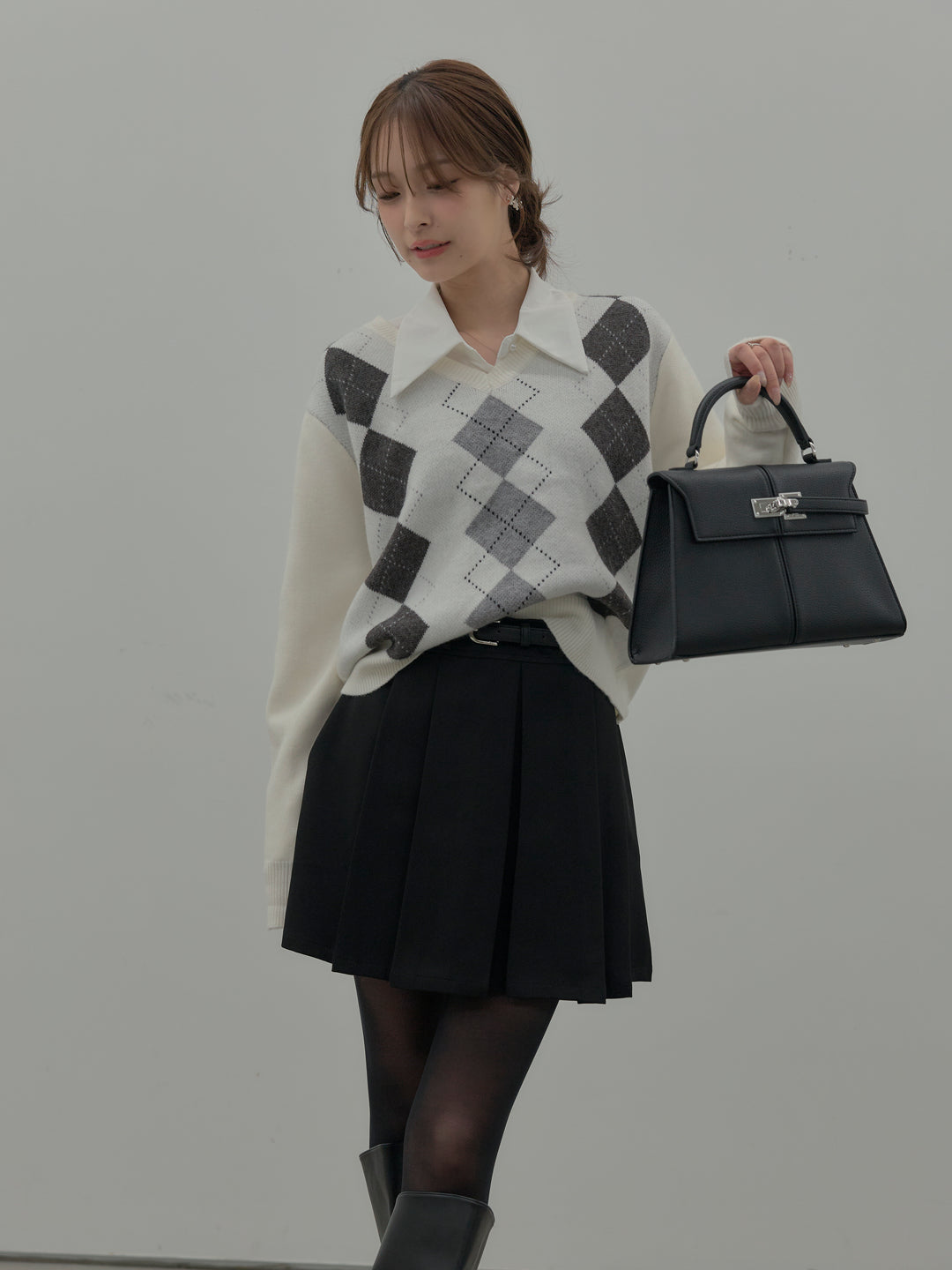 アーガイル柄Vネックニットプルオーバー