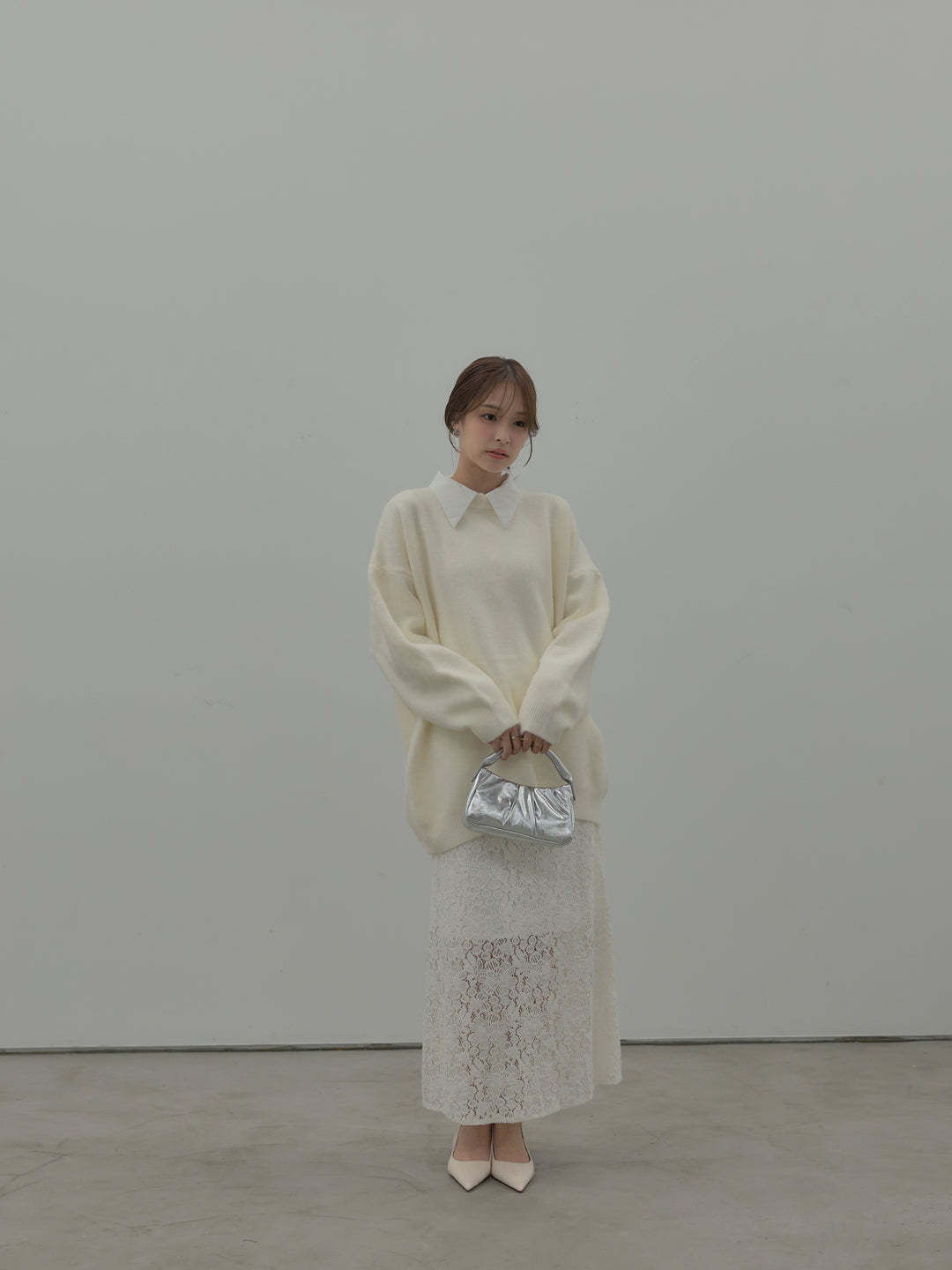 パールボタンサテンシャツ